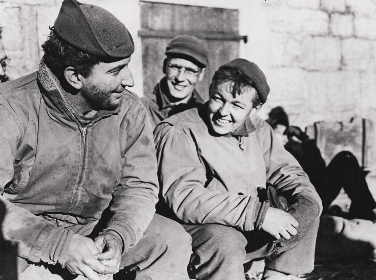 Hogans 400 · SOY 26 décembre 1944