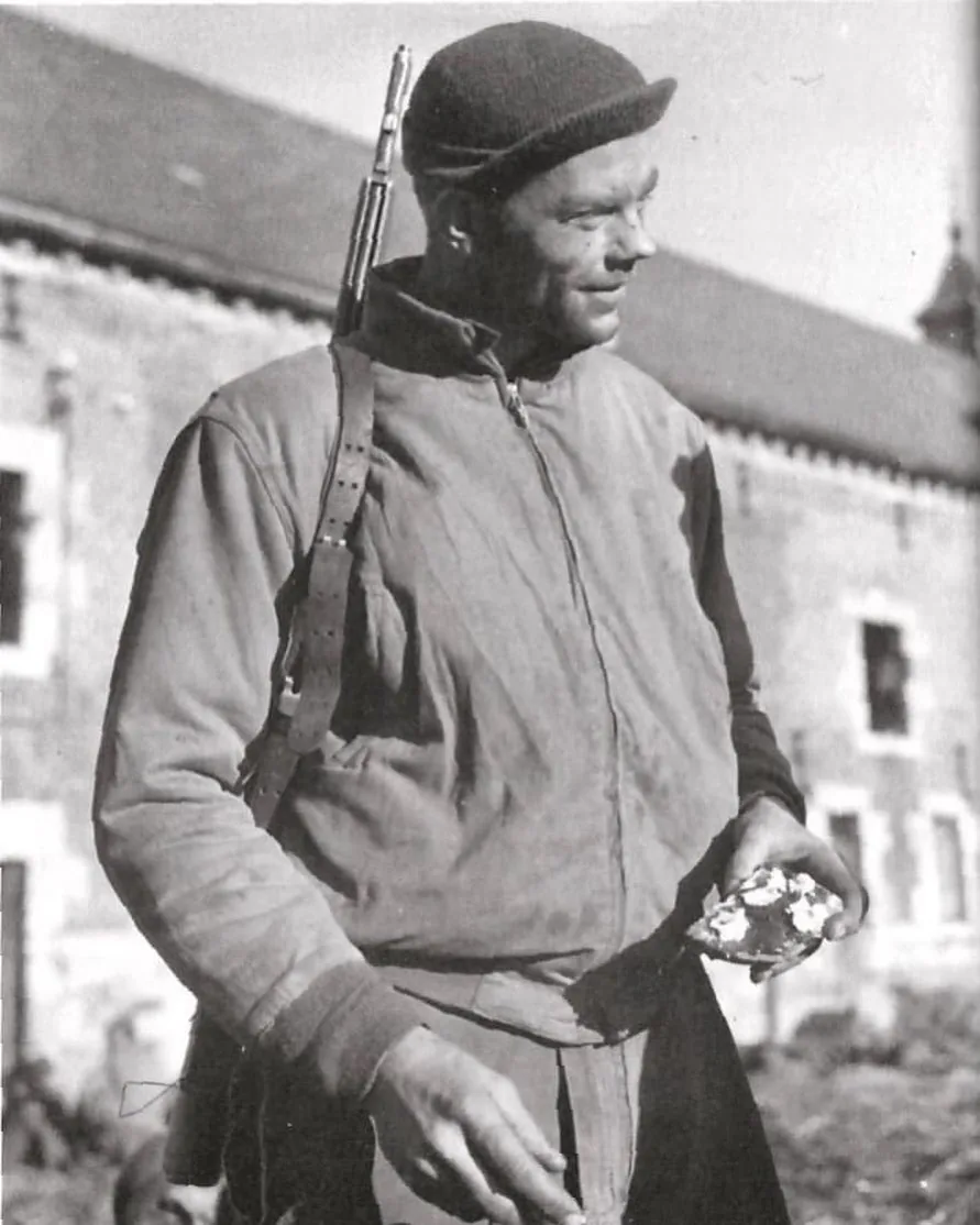 Hogans 400 · SOY 26 décembre 1944