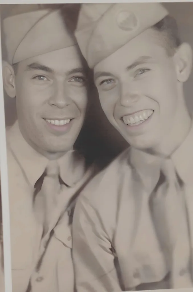 Lloyd et Roy Porter, frères de Lee Brenson Porter (héros de la Task Force Hogan)